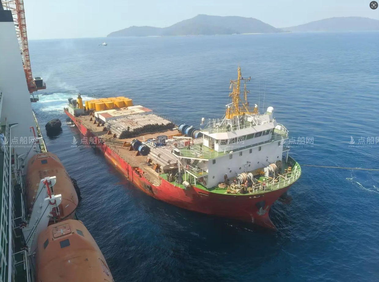 出售4500吨甲板货驳